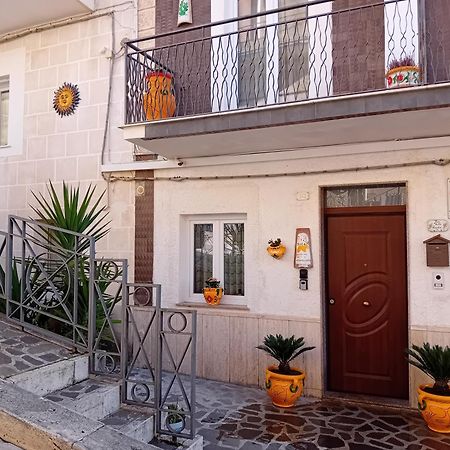 Bed & Breakfast Acquaviva Di Vullo Vincenzo Acquaviva Platani Exterior photo