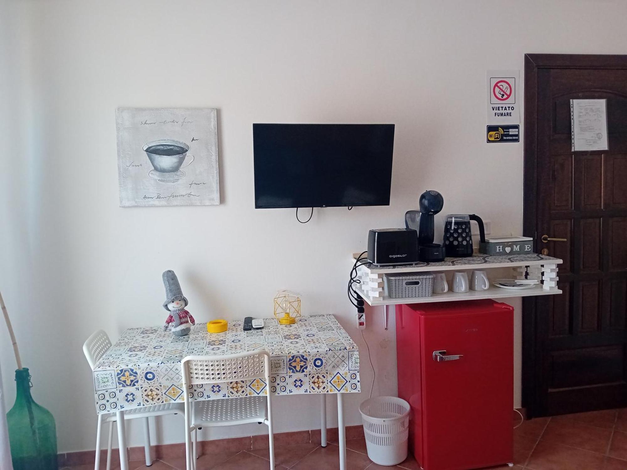 Bed & Breakfast Acquaviva Di Vullo Vincenzo Acquaviva Platani Room photo