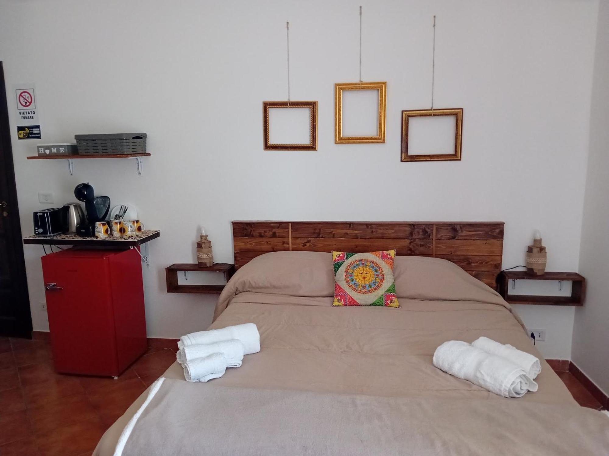 Bed & Breakfast Acquaviva Di Vullo Vincenzo Acquaviva Platani Room photo
